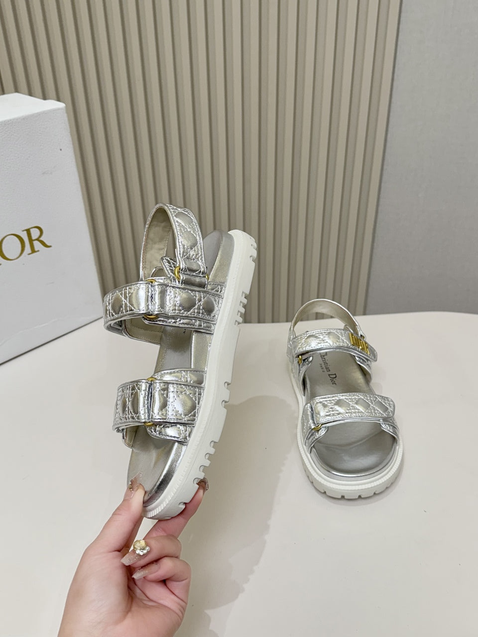 DIOR BACK-STRAP SANDALS 25S IN SILVER CALFSKIN - 35