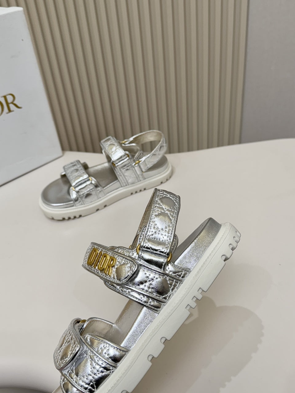 DIOR BACK-STRAP SANDALS 25S IN SILVER CALFSKIN - 35