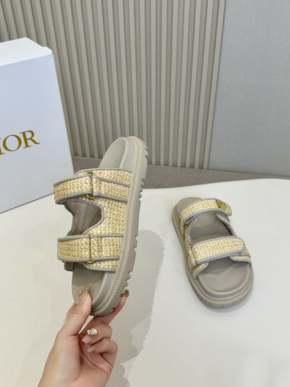 DIOR CLASSIC DOUBLE-STRAP SLIDES 25S IN BEIGE RAFFIA AND GREY CALFSKIN - 35