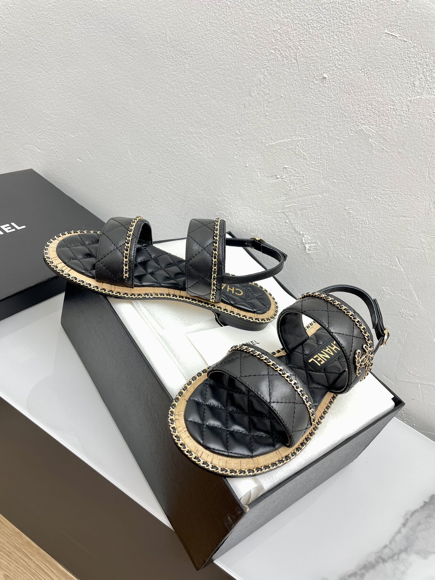 DOUBLE STRAPS SANDALS IN BLACK LAMBSKIN - 35
