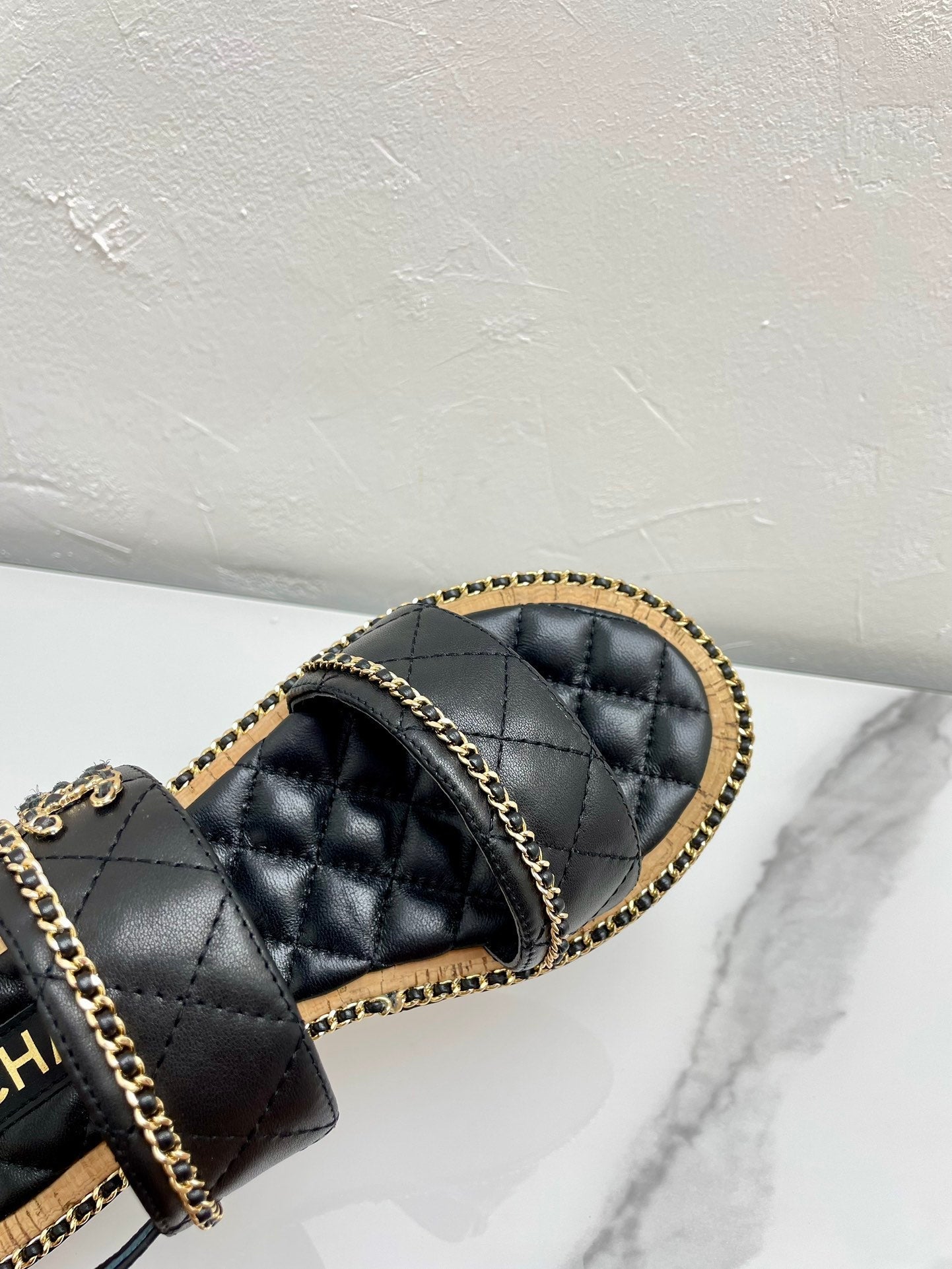 DOUBLE STRAPS SANDALS IN BLACK LAMBSKIN - 35