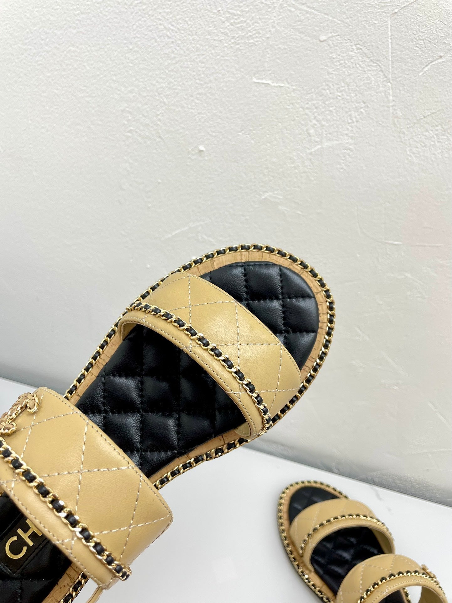 DOUBLE STRAPS SANDALS IN YELLOW CREAM LAMBSKIN - 35