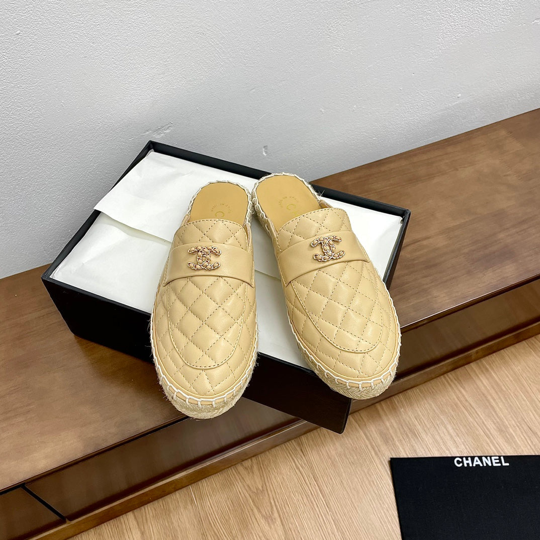 CC Women Half - Slippers Yellow Cream Lambskin - 35
