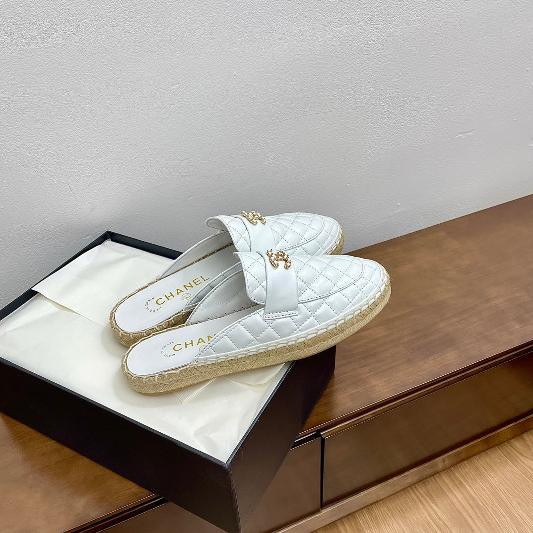 CC Women Half - Slippers White Lambskin - 35