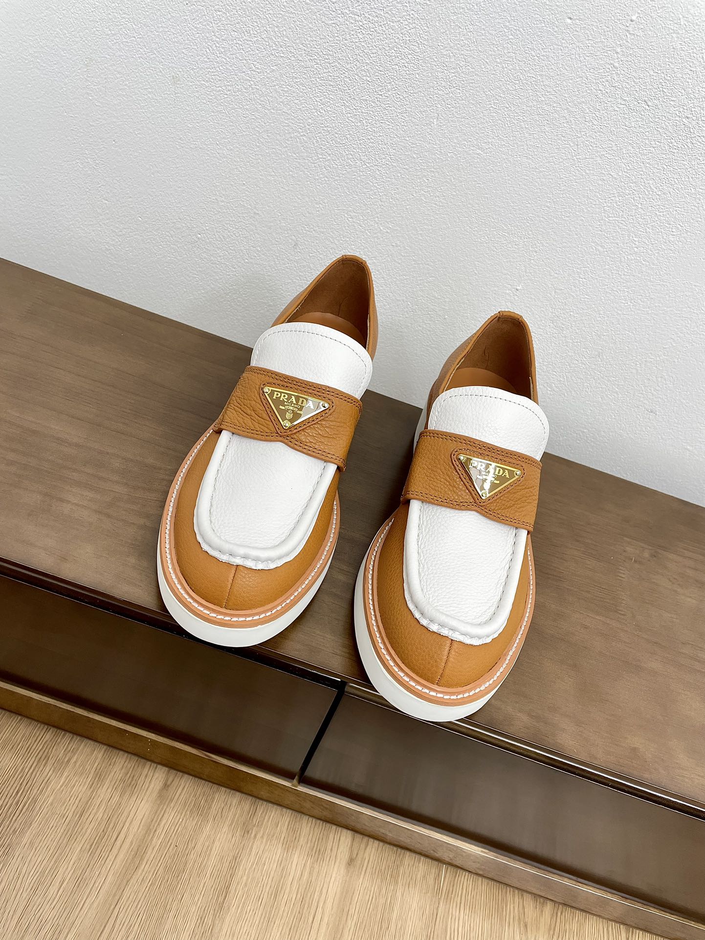PRA CHOCOLATE LOAFERS WHITE AND BRONZE CALFSKIN - 34
