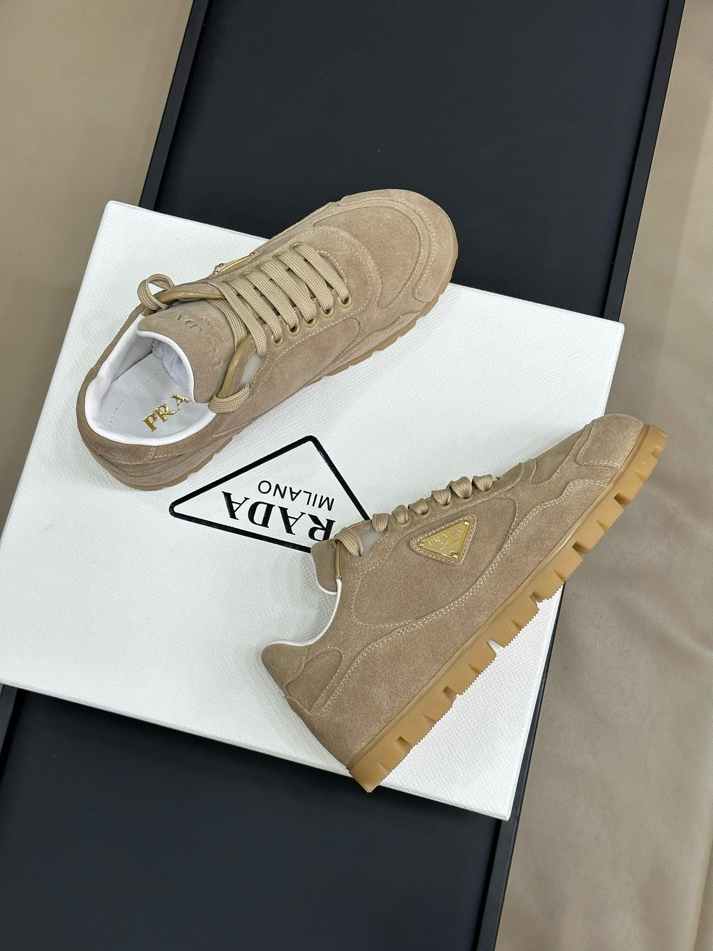 PRA TRAIL FADED SUEDE SNEAKERS TORTILLA - 35