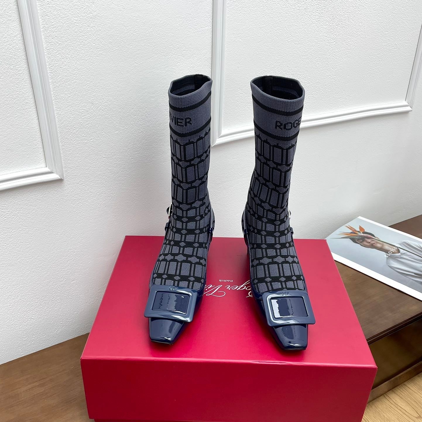 BELLE VIVIER SOCK LACQUERED BUCKLE ANKLE BOOTS IN NAVY BLUE CALFSKIN AND TECHNICAL FABRIC - 35