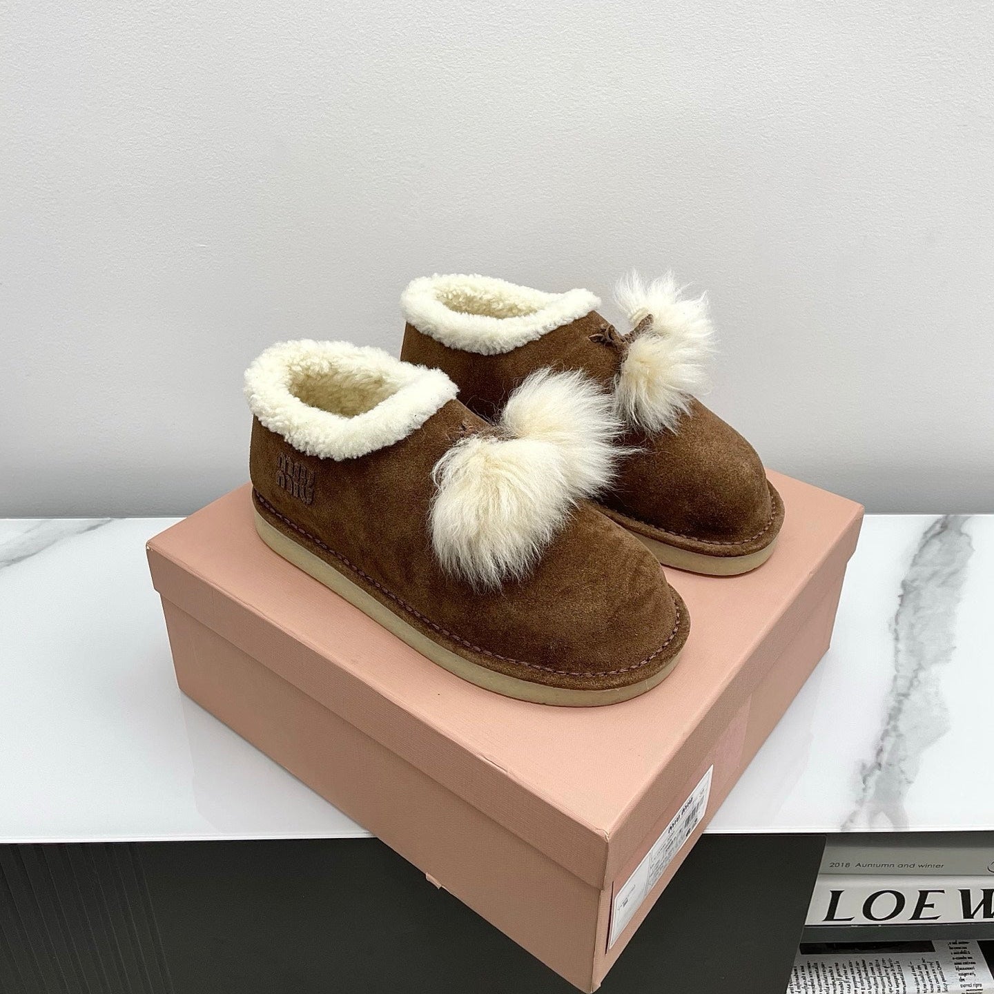Черевики MIUMIU 26S ANKLE SHEARLING З ТЕМНО-КОРИЧНЕВОЇ ЗАМШІ