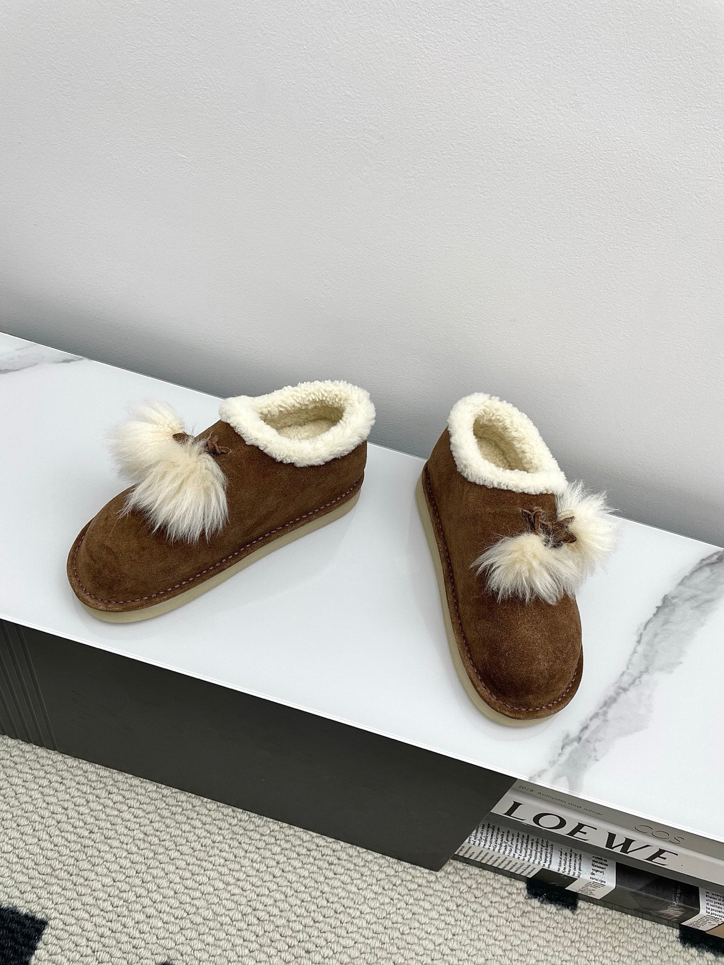 Черевики MIUMIU 26S ANKLE SHEARLING З ТЕМНО-КОРИЧНЕВОЇ ЗАМШІ