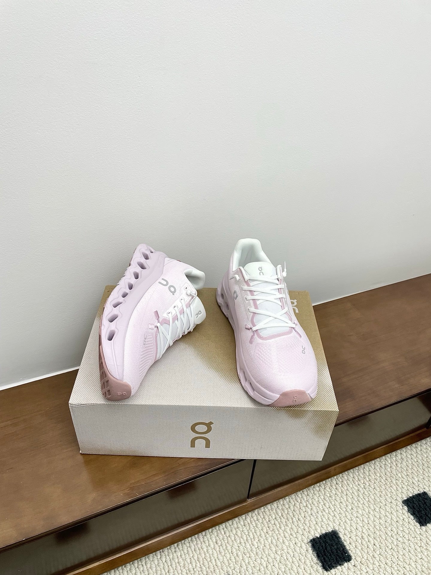 КРОСІВКИ LOEWE 26S CLOUDTILT ЗІ СВІТЛО-РОЖЕВОГО ПЕРЕРОБЛЕНОГО ПОЛІЕСТЕРУ