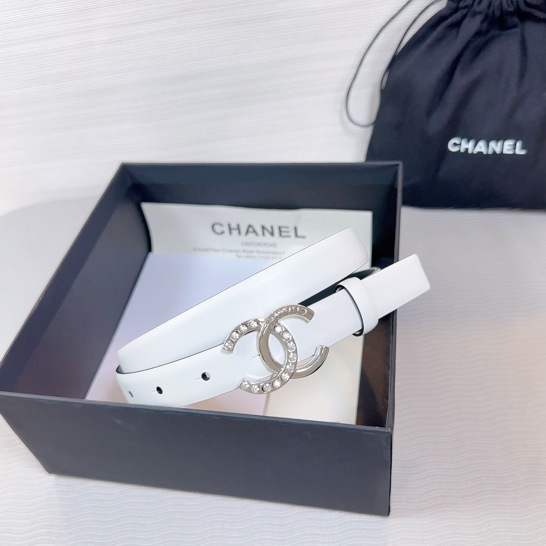CC BELT 20 MM IN WHITE SMOOTH CALFSKIN SILVER HARDWARE ATTACH RHINSTONE - 30