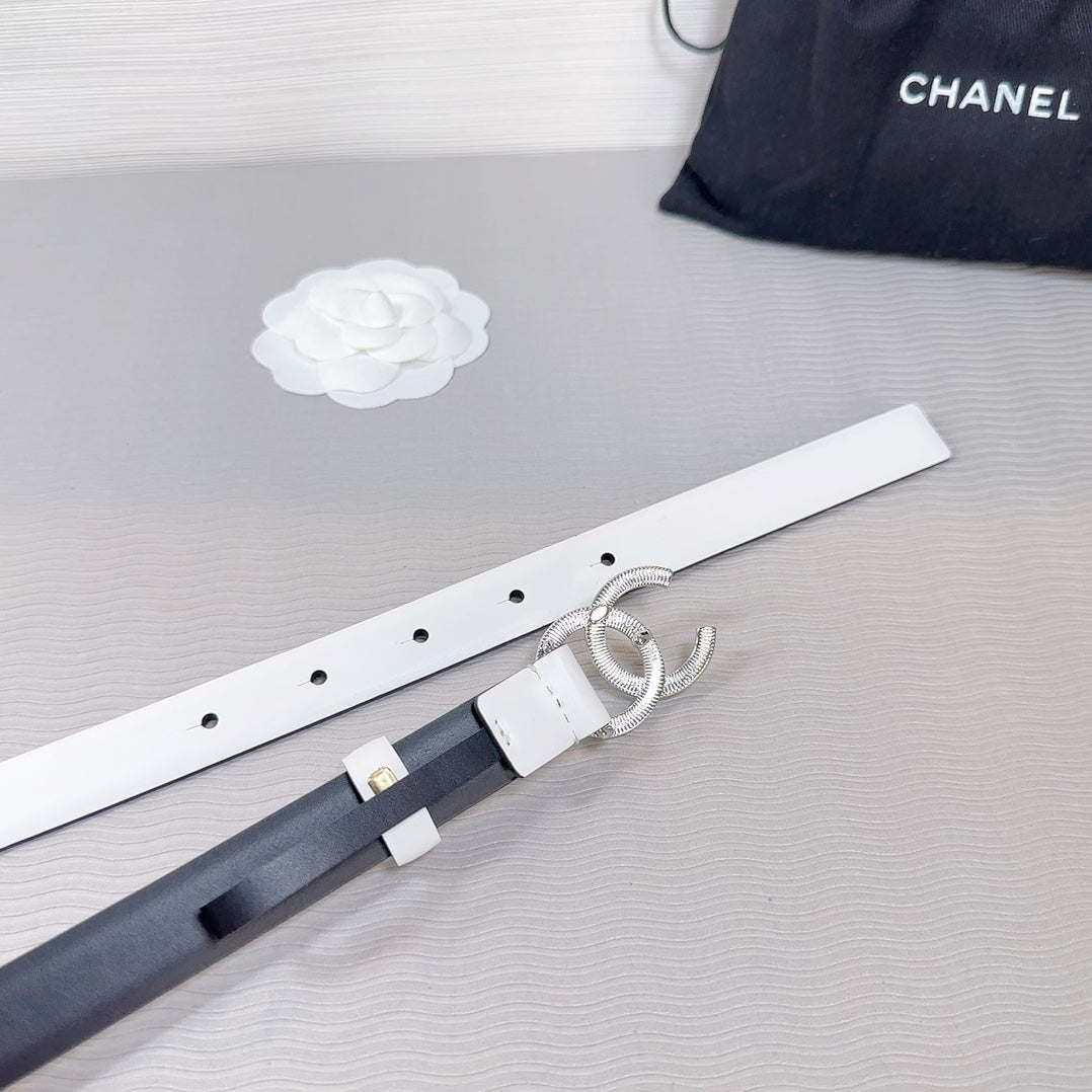 CC BELT 20 MM IN WHITE SMOOTH CALFSKIN SILVER HARDWARE ATTACH RHINSTONE - 30