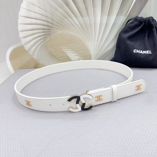 CC BELT 30 MM WHITE CALFSKIN GOLD HARDWARE WITH WHITE MIX BLACK LOGO - 30