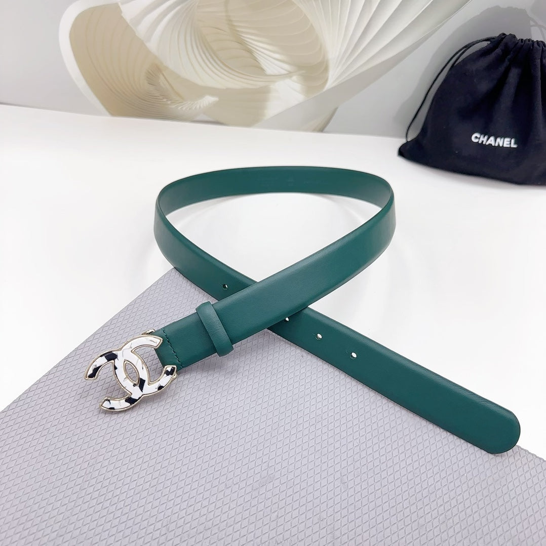 CC 30MM BELT IN COOL GREEN SHINNY CALFSKIN WHITE LOGO - 30