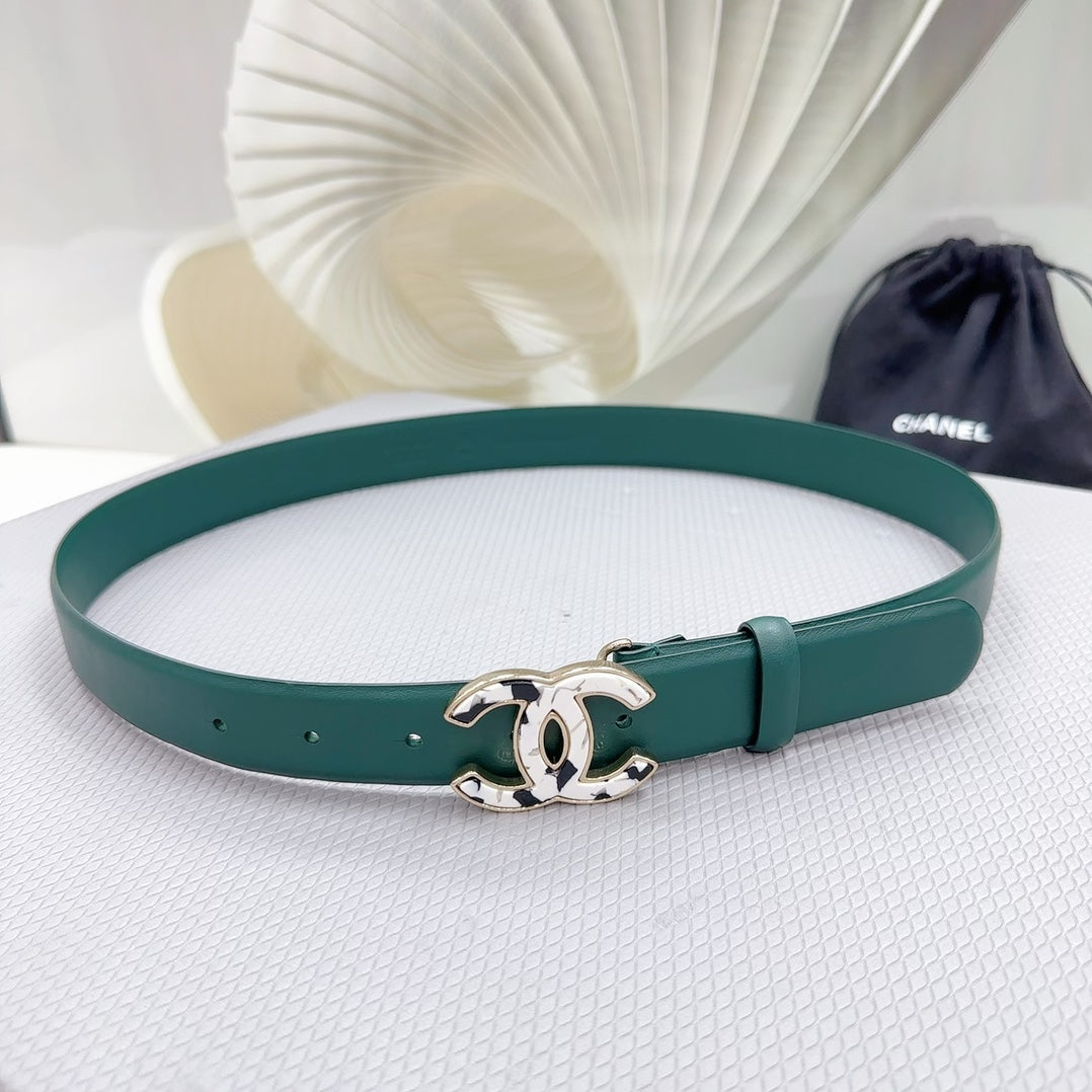 CC 30MM BELT IN COOL GREEN SHINNY CALFSKIN WHITE LOGO - 30