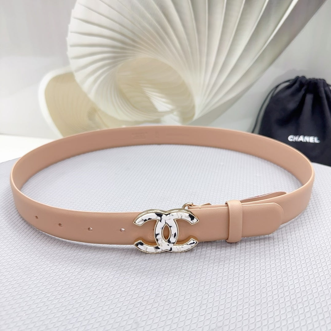 CC 30MM BELT IN ALMOND BEIGE SHINNY CALFSKIN WHITE LOGO - 30