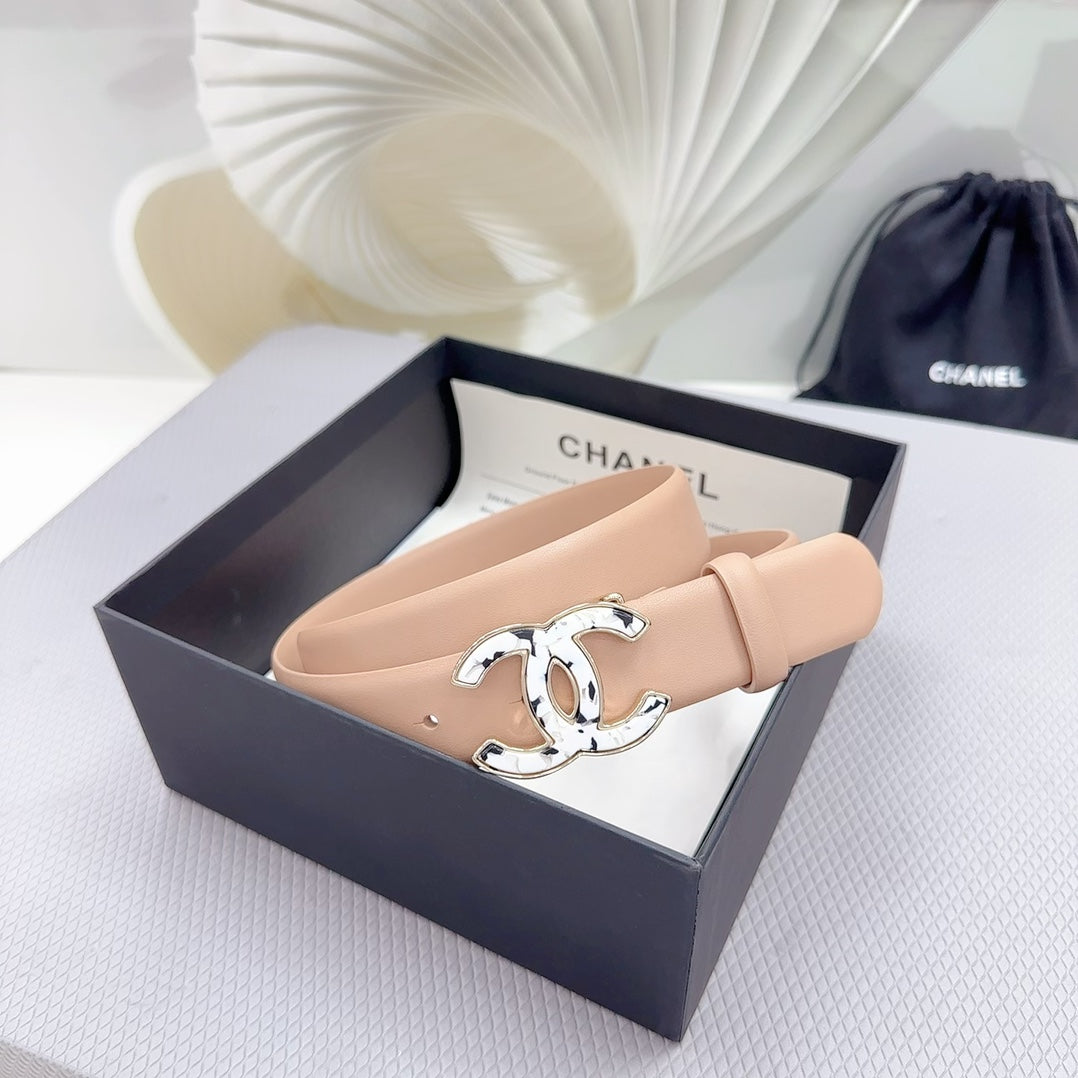 CC 30MM BELT IN ALMOND BEIGE SHINNY CALFSKIN WHITE LOGO - 30