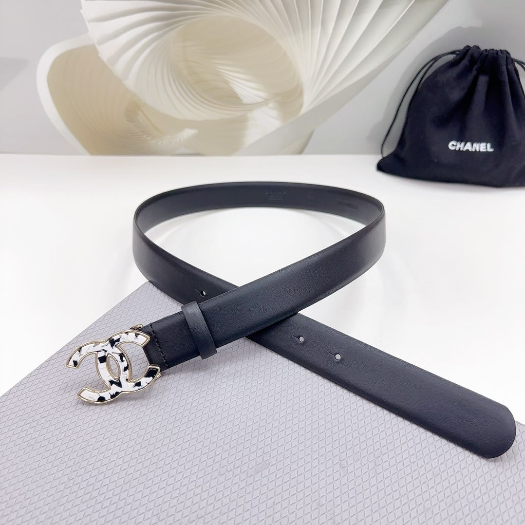 CC 30MM BELT IN BLACK SHINNY CALFSKIN WHITE LOGO - 30
