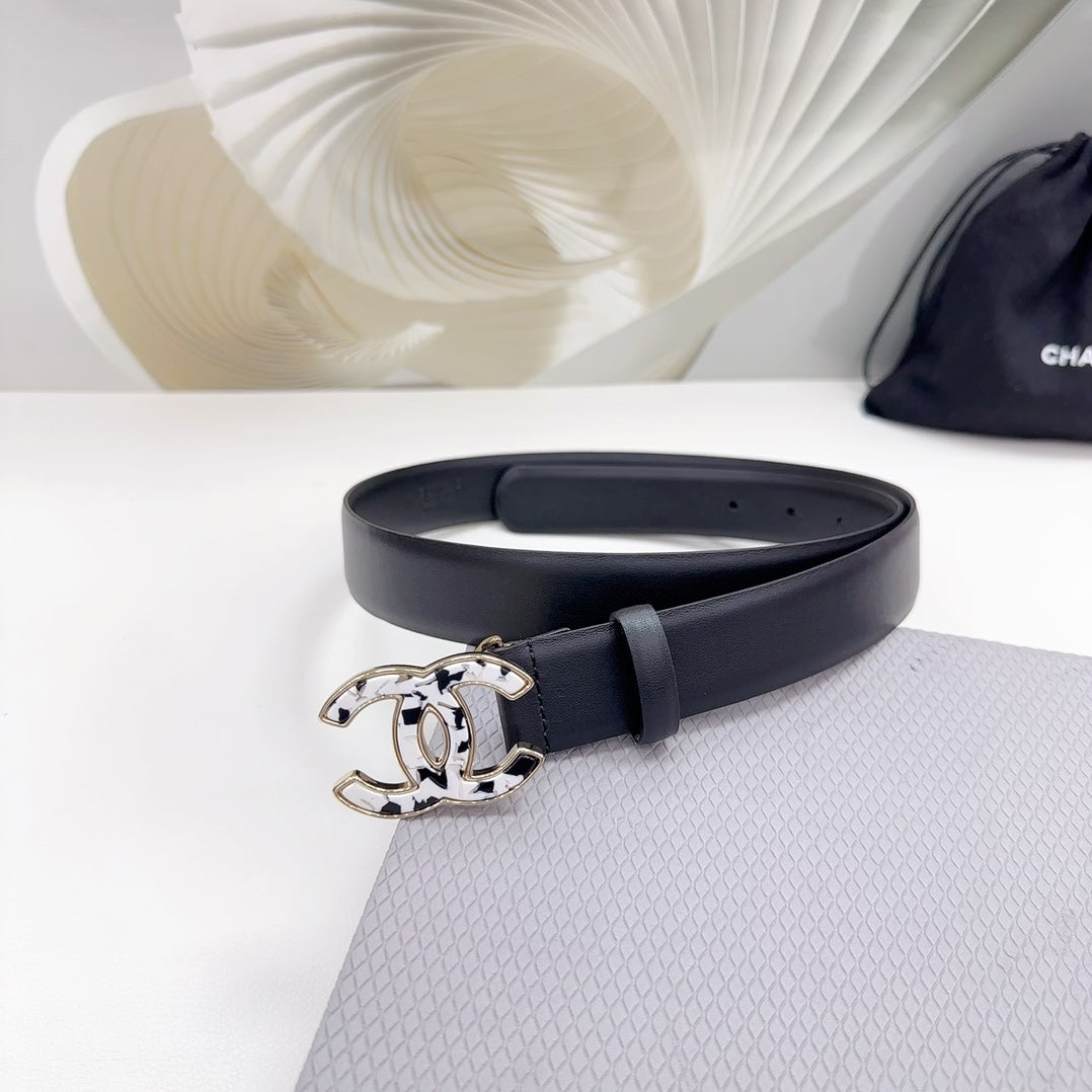 CC 30MM BELT IN BLACK SHINNY CALFSKIN WHITE LOGO - 30