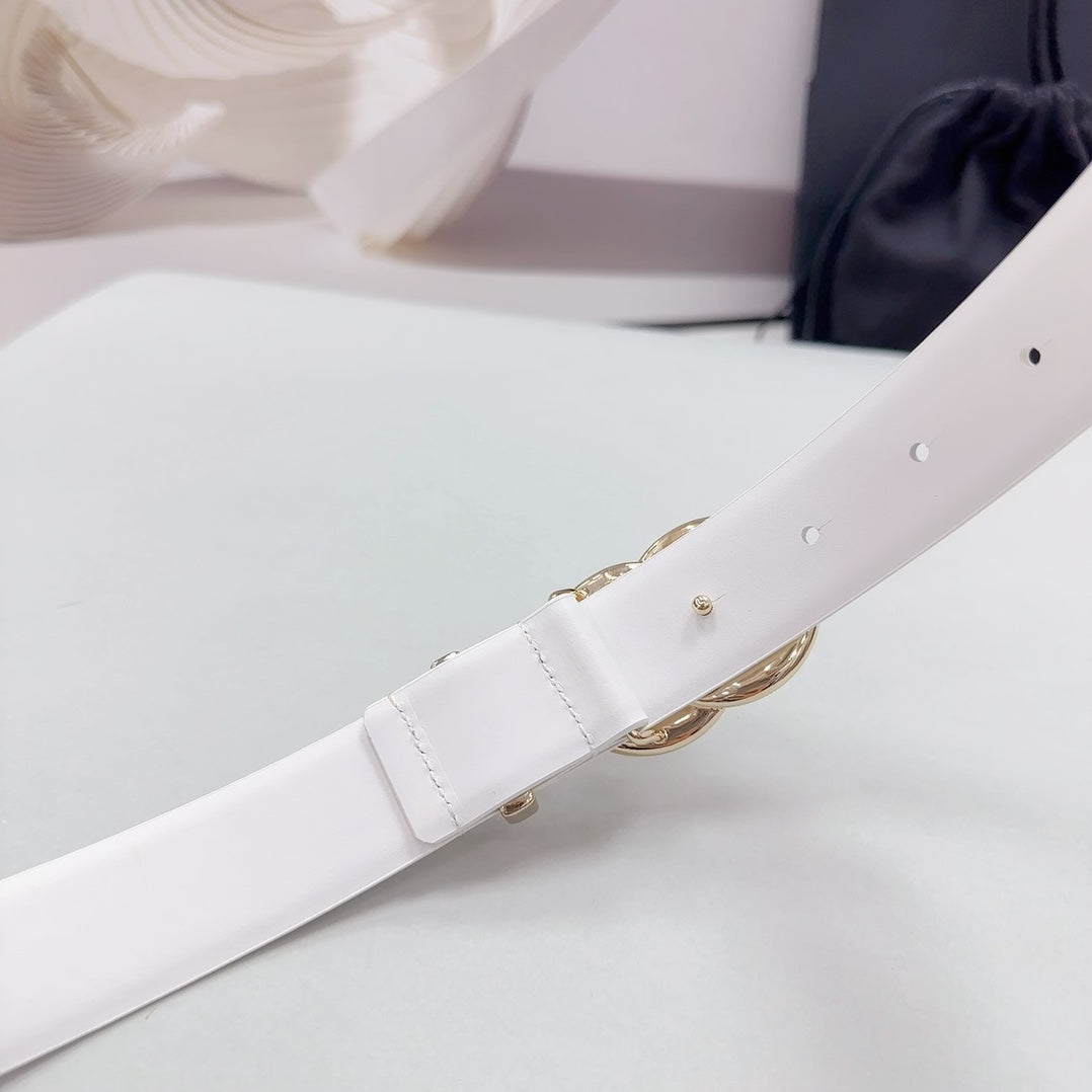 CC 30MM BELT IN WHITE SMOOTH CALFSKIN METAL HARDWARE - 30