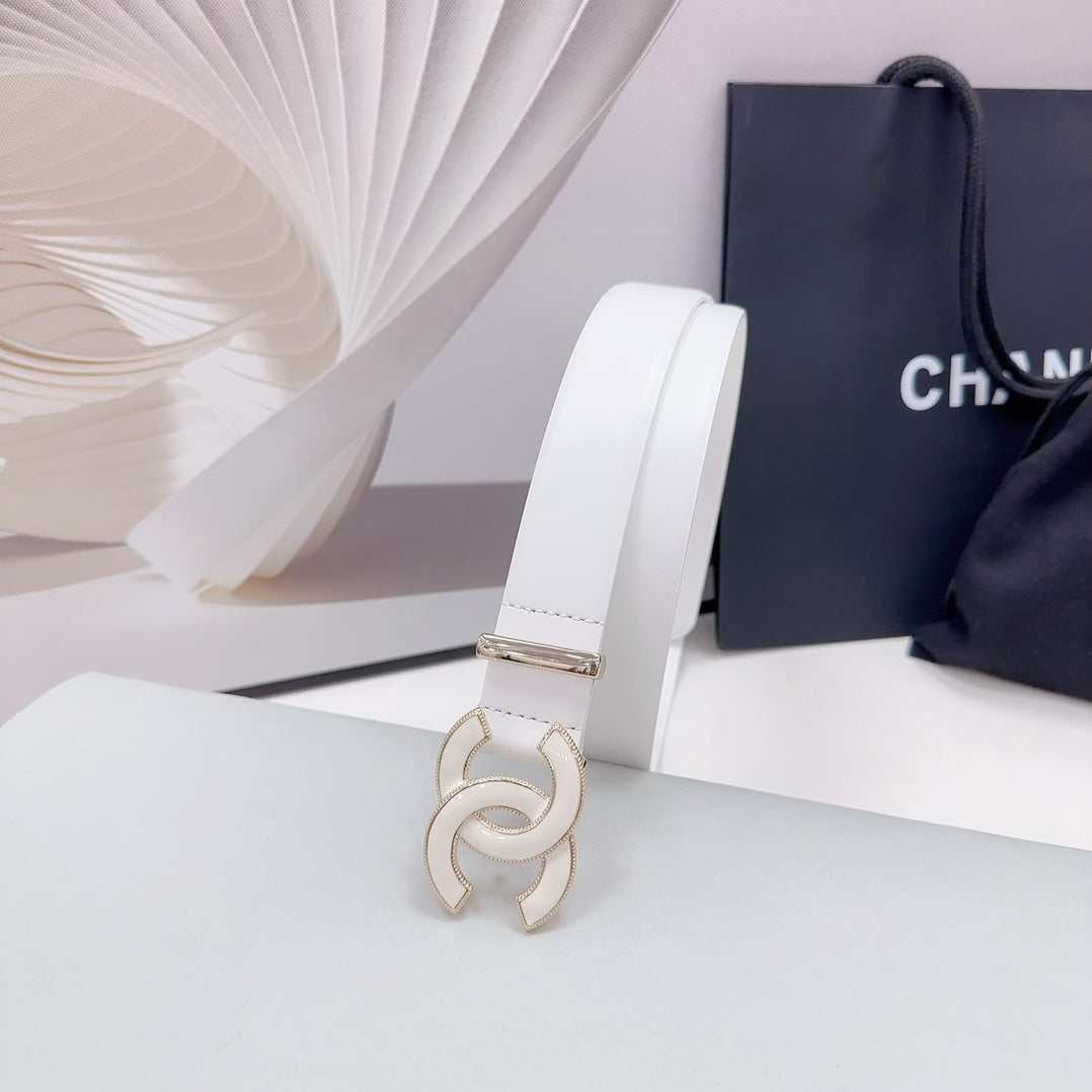 CC 30MM BELT IN WHITE SMOOTH CALFSKIN METAL HARDWARE - 30