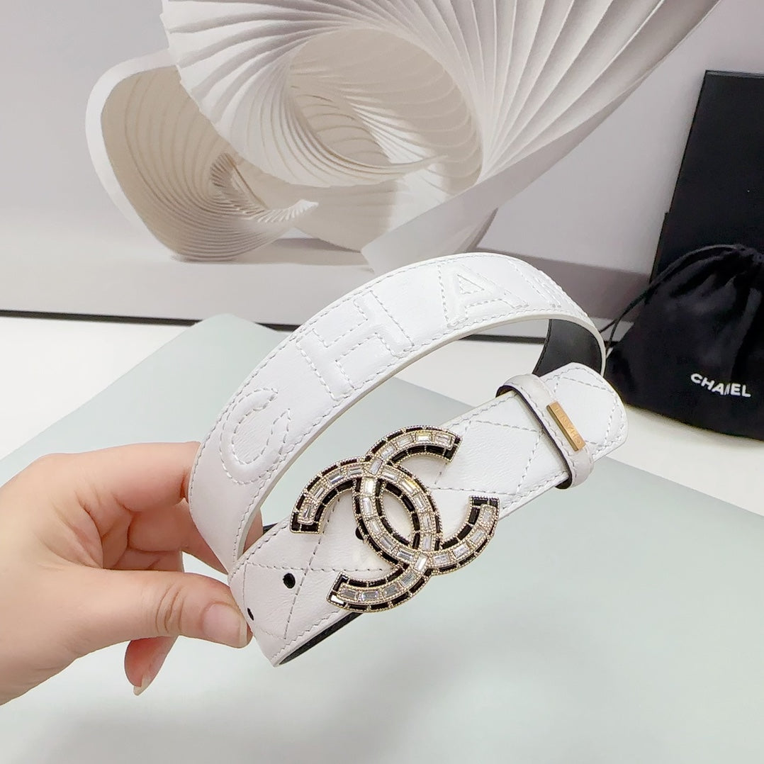 CC 30MM BELT IN WHITE EMBROIDERED CALFSKIN METAL HARDWARE - 30