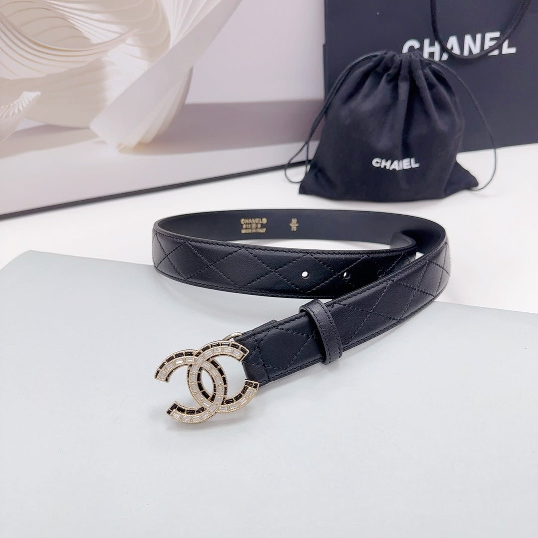 CC 30MM BELT IN BLACK EMBROIDERED CALFSKIN GOLD HARDWARE - 30