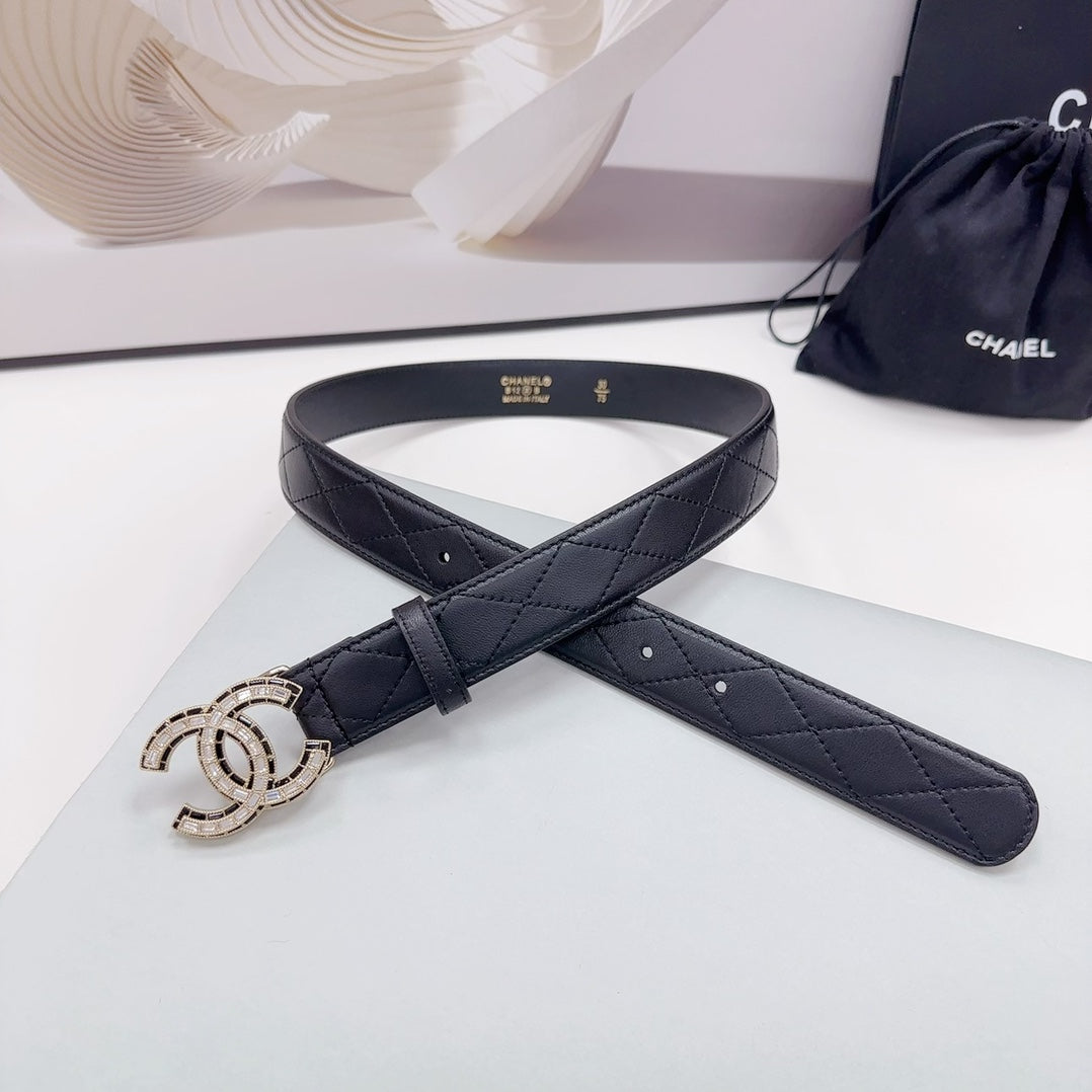 CC 30MM BELT IN BLACK EMBROIDERED CALFSKIN GOLD HARDWARE - 30