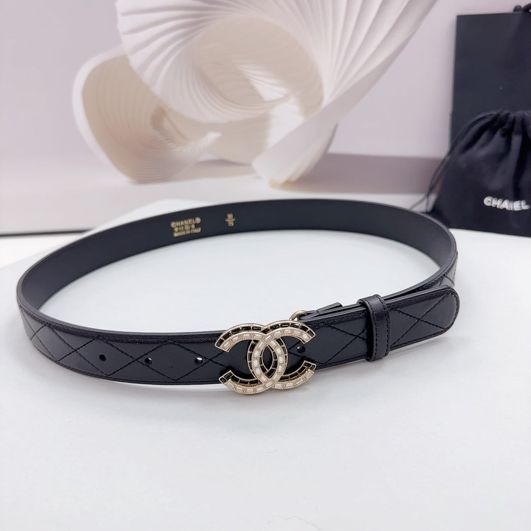 CC 30MM BELT IN BLACK EMBROIDERED CALFSKIN GOLD HARDWARE - 30