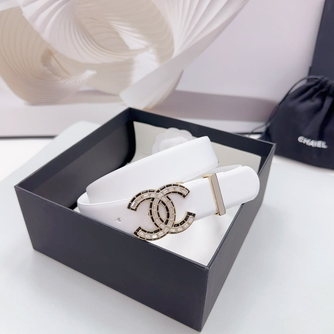 CC 30MM BELT IN WHITE SMOOTH CALFSKIN METAL LOGO - 30