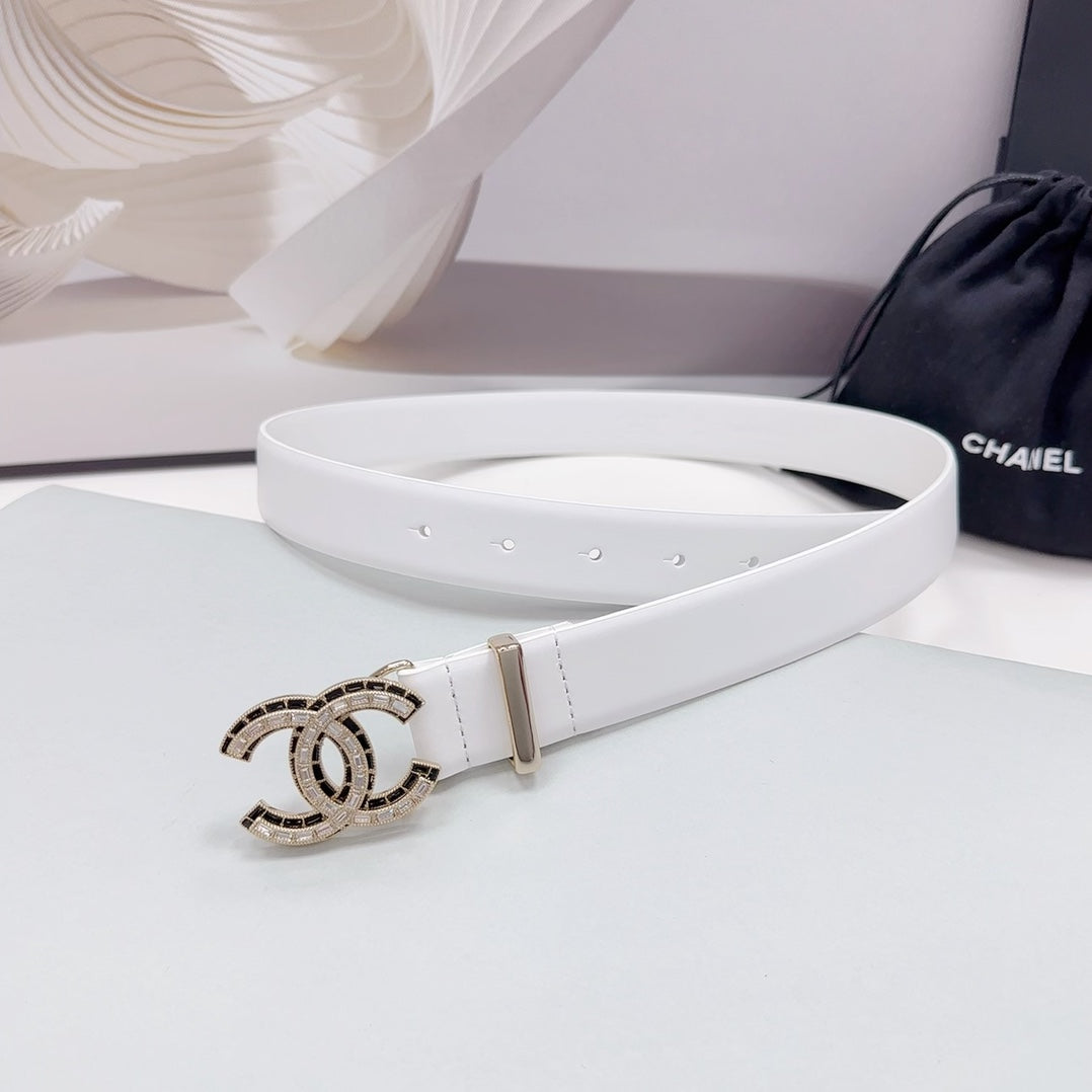 CC 30MM BELT IN WHITE SMOOTH CALFSKIN METAL LOGO - 30