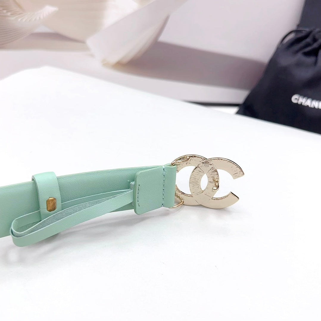 CC 30MM BELT IN GREEN MINT CALFSKIN METAL HARDWARE - 30