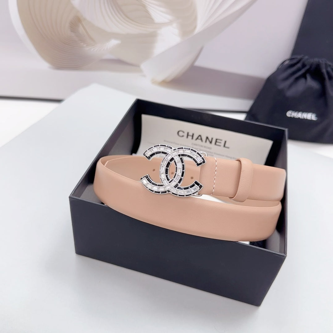 CC 30MM BELT IN DESERT SAND CALFSKIN METAL HARDWARE - 30