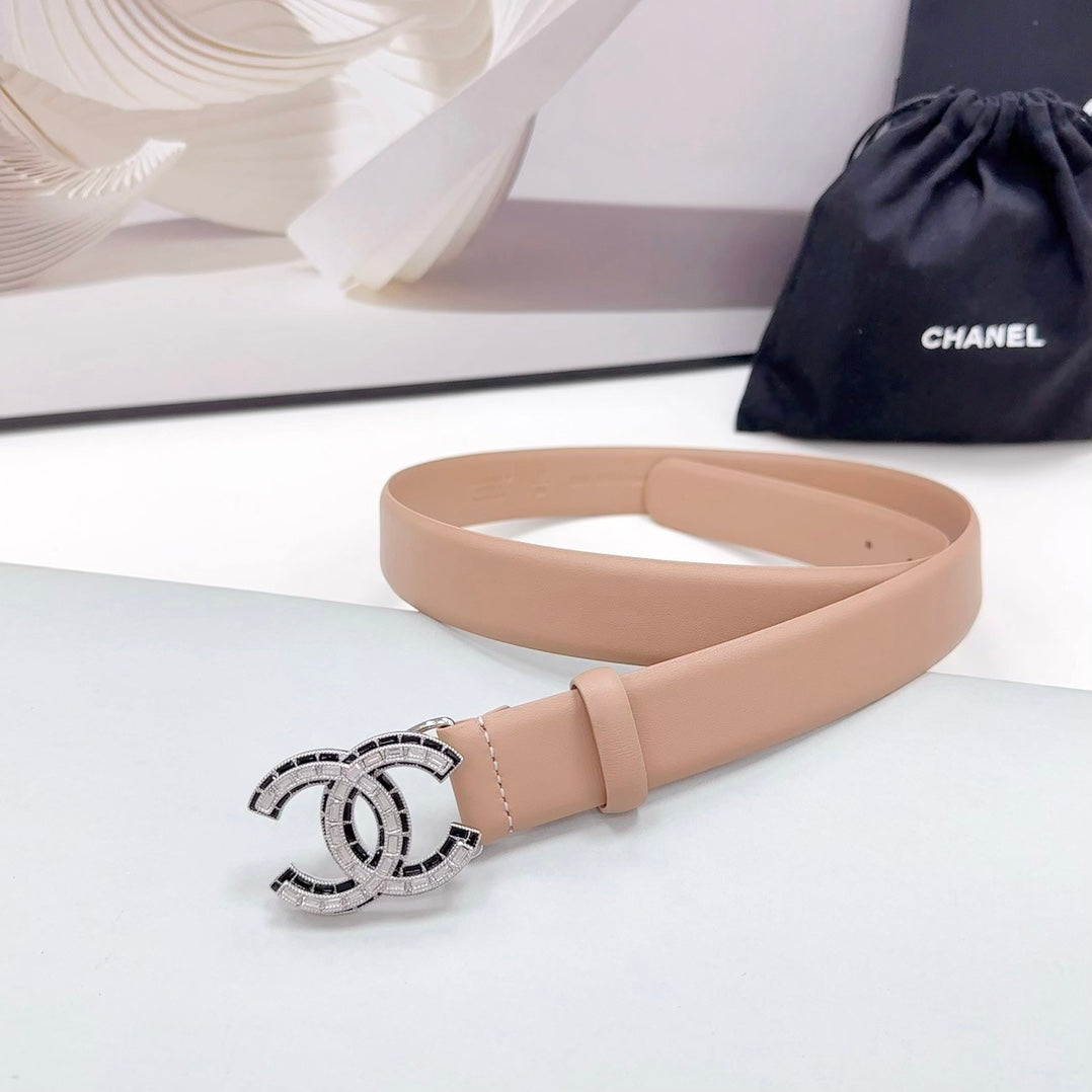 CC 30MM BELT IN DESERT SAND CALFSKIN METAL HARDWARE - 30