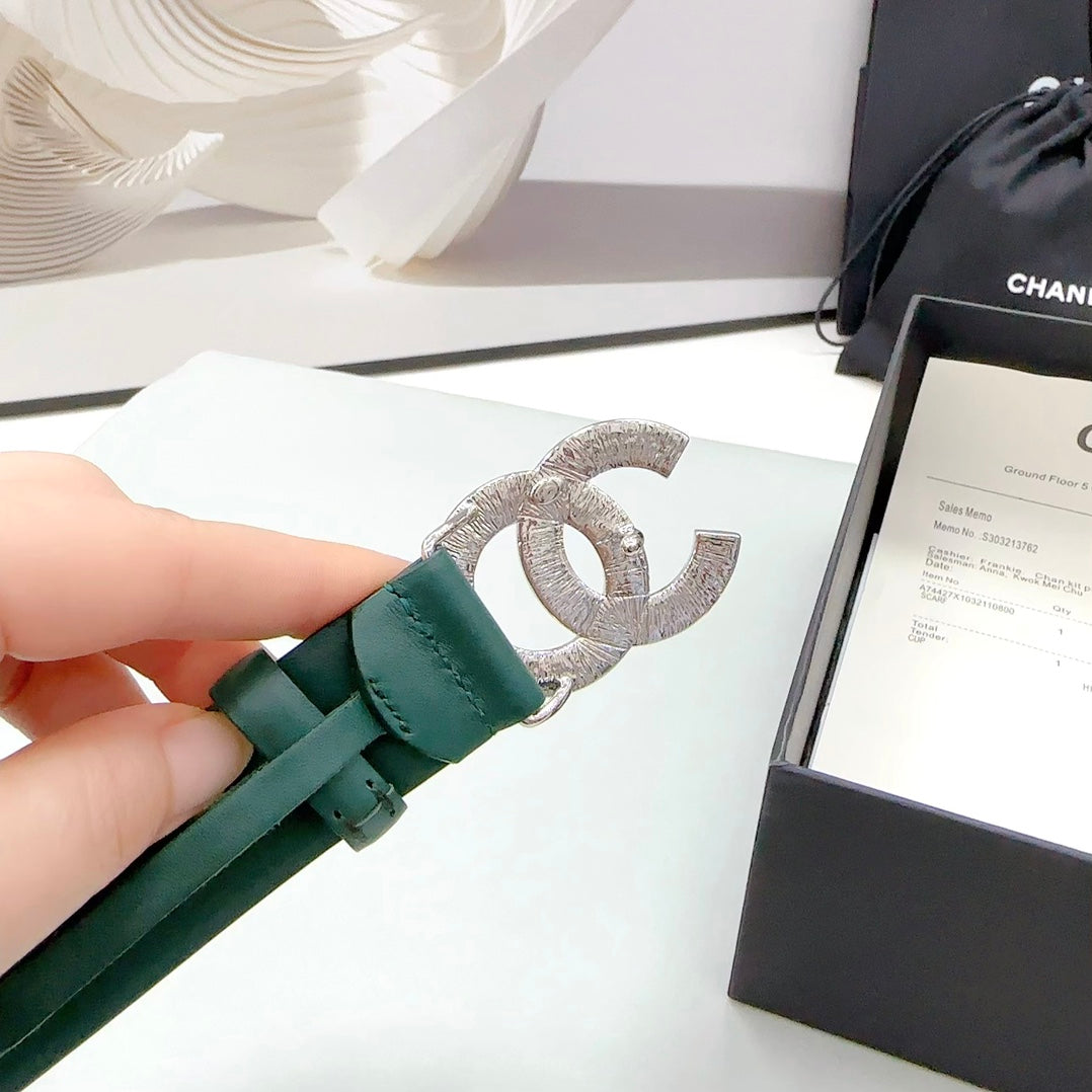 CC 30MM BELT IN GREEN FOREST CALFSKIN METAL HARDWARE - 30