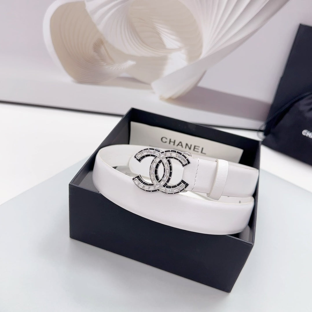 CC 30MM BELT IN WHITE CALFSKIN METAL HARDWARE - 30