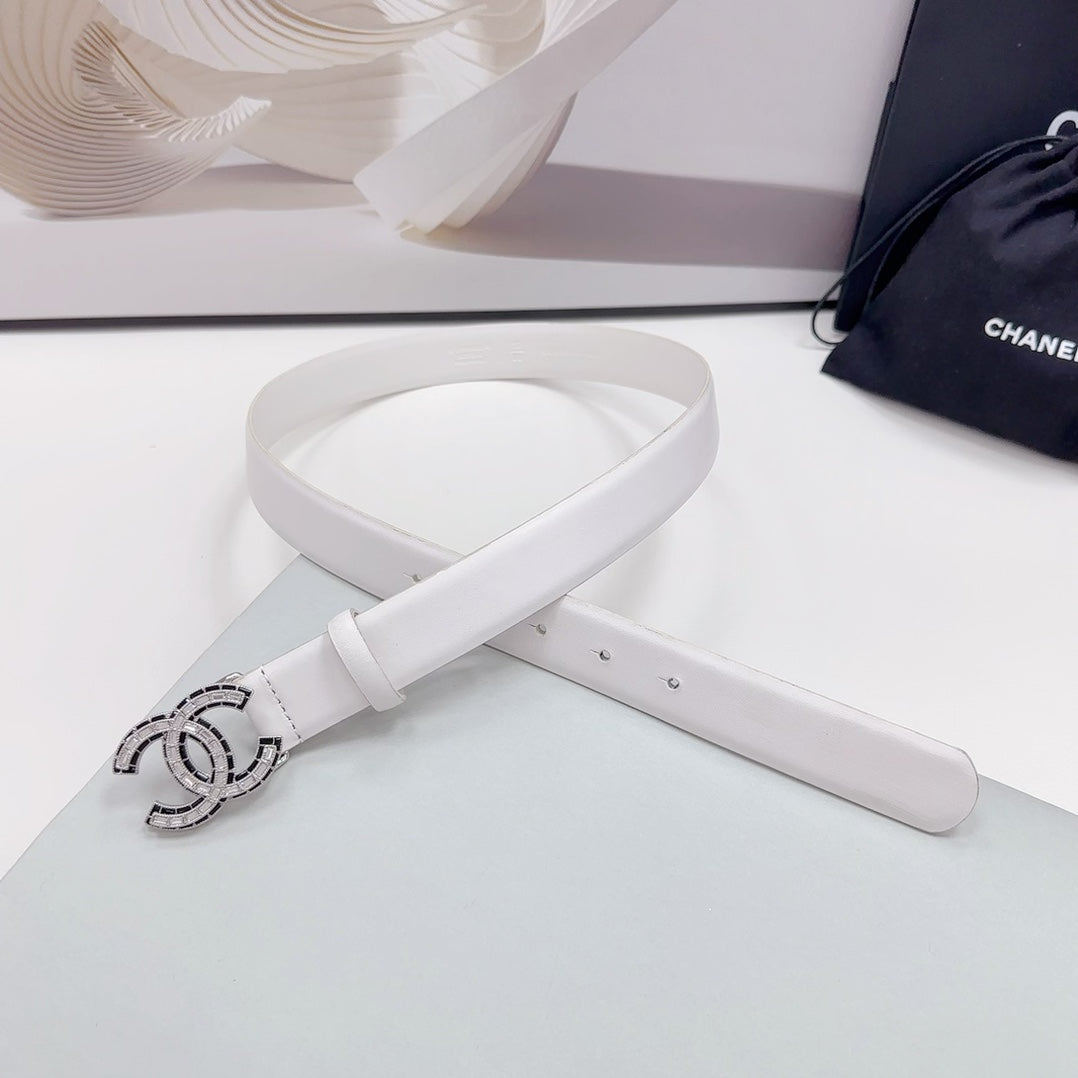 CC 30MM BELT IN WHITE CALFSKIN METAL HARDWARE - 30