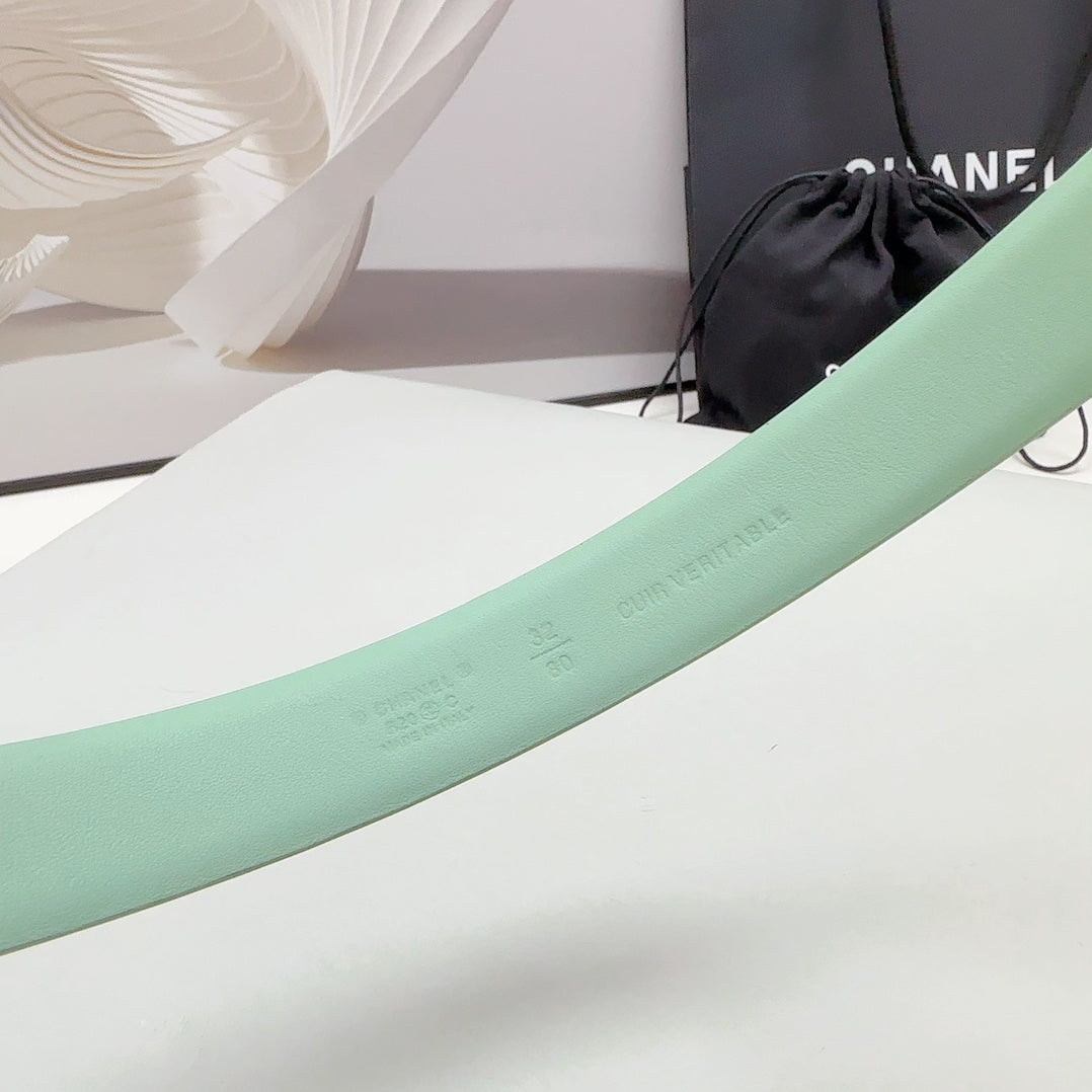 CC 30MM BELT IN GREEN MINT CALFSKIN SILVER HARDWARE ATTACH PEARLS - 30