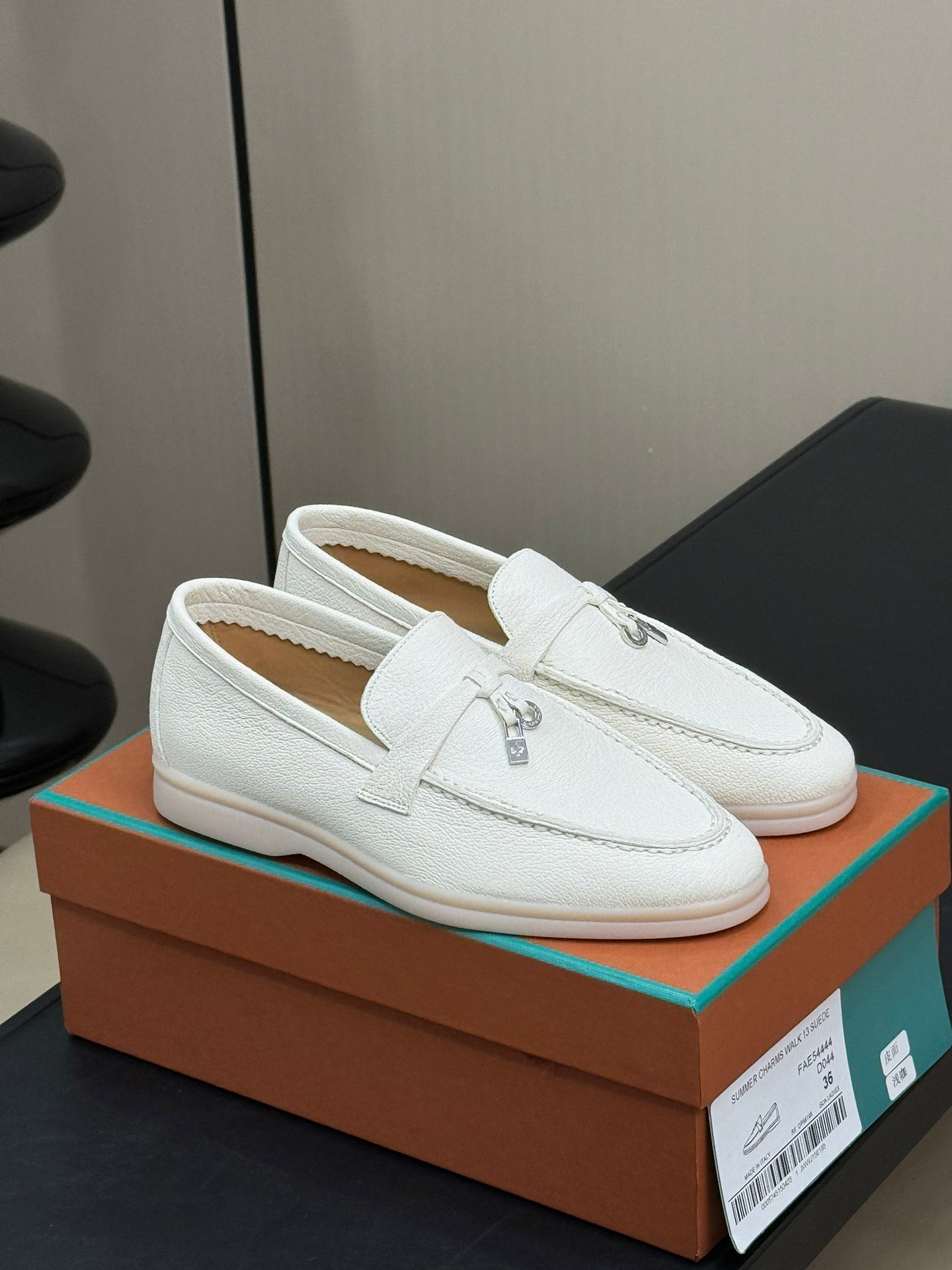 LP SUMMER CHARMS WALK LOAFERS WHITE LAMBSKIN - 35