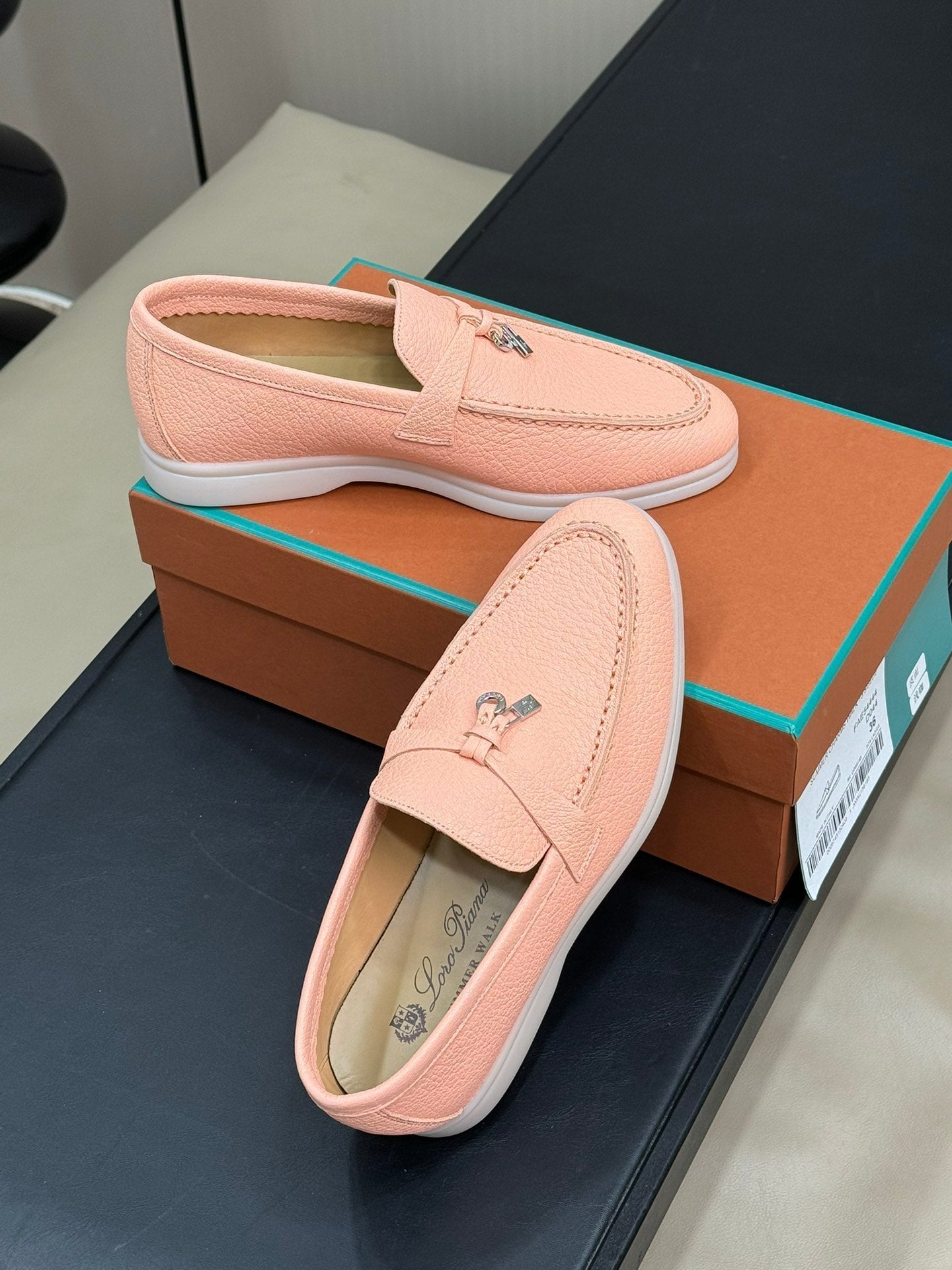 LP SUMMER CHARMS WALK LOAFERS CANTANLOUPE LAMBSKIN - 35