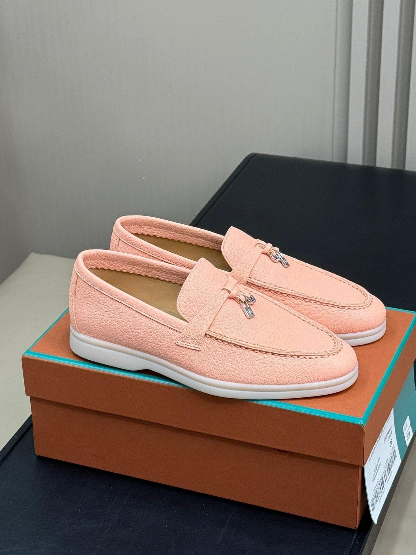 LP SUMMER CHARMS WALK LOAFERS CANTANLOUPE LAMBSKIN - 35