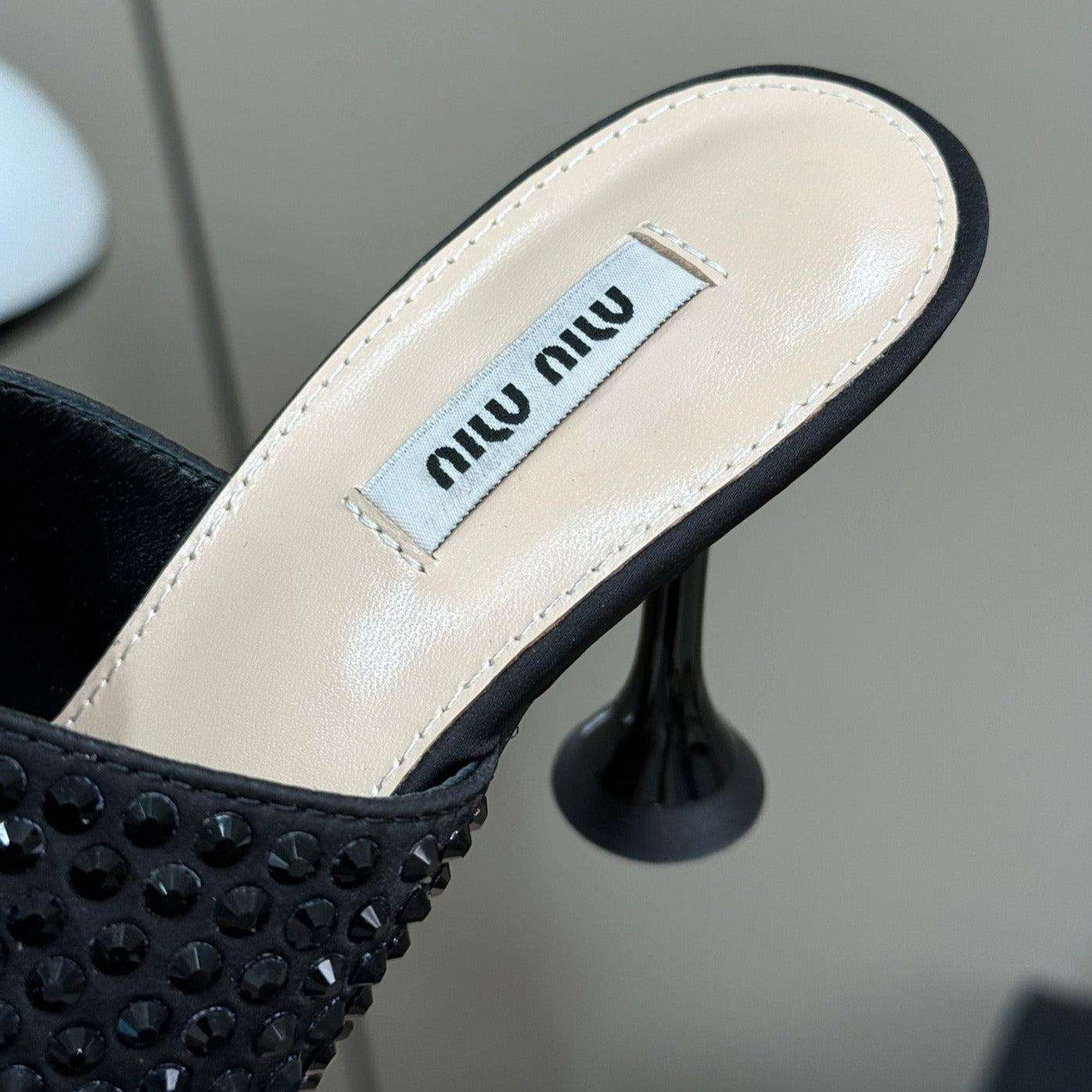 BLACK HIGH-HEELS COWHIDE WITH CRYSTALS-BLACK - 35
