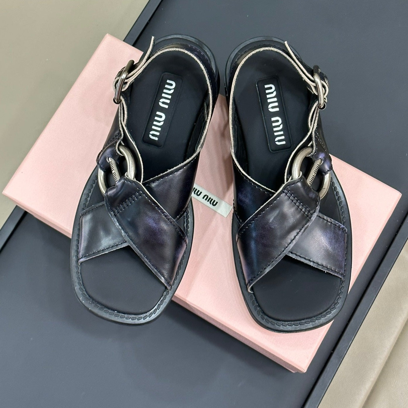Sandals Black Retro Sheepskin With Cross - Straps - 35