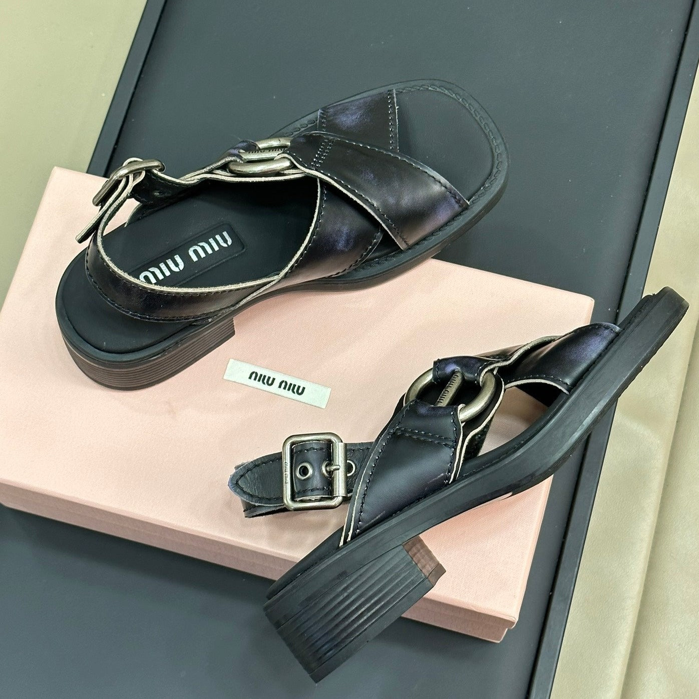 Sandals Black Retro Sheepskin With Cross - Straps - 35