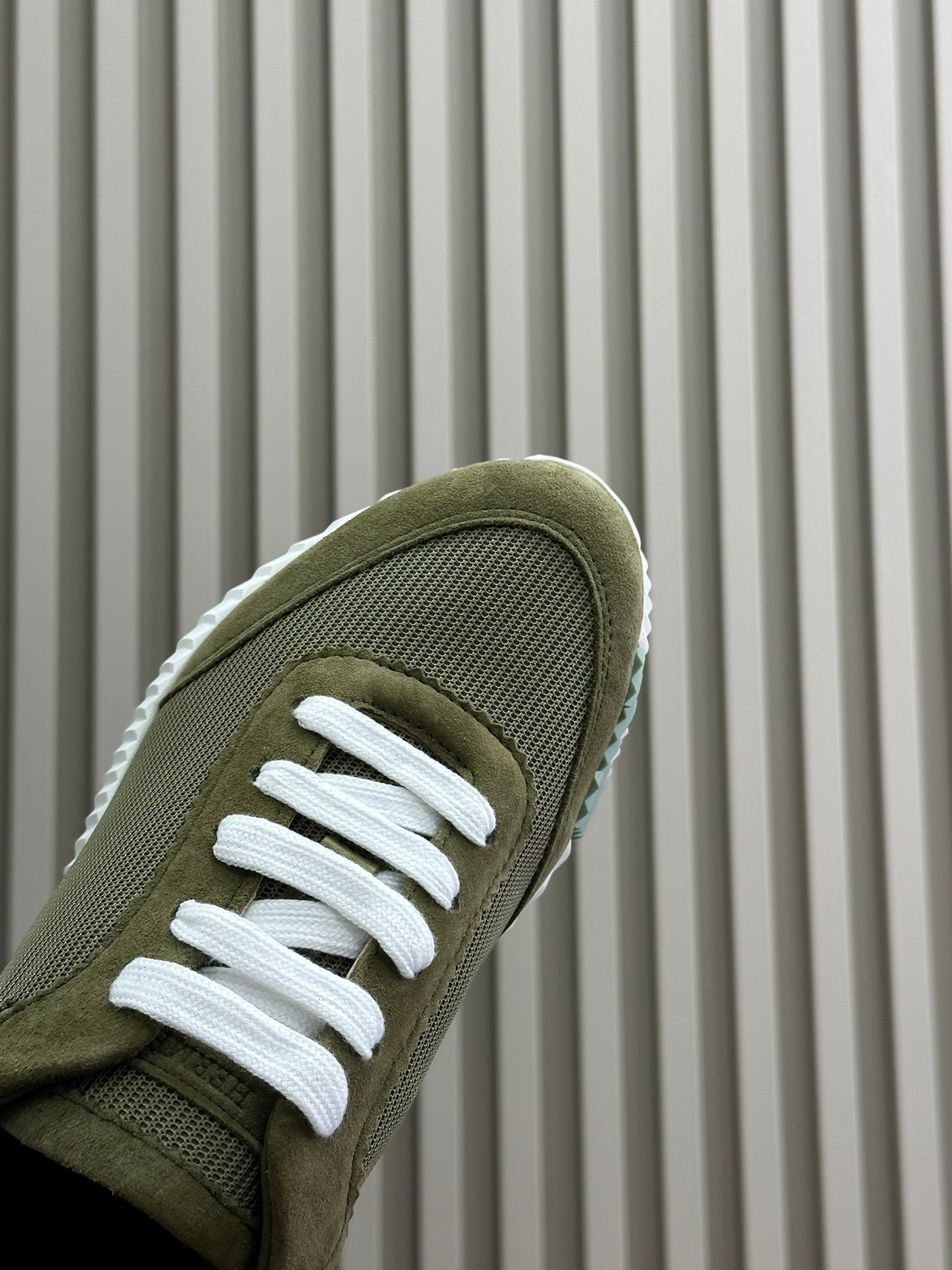 BOUNCING SNEAKERS OLIVE CALFSKIN - 35