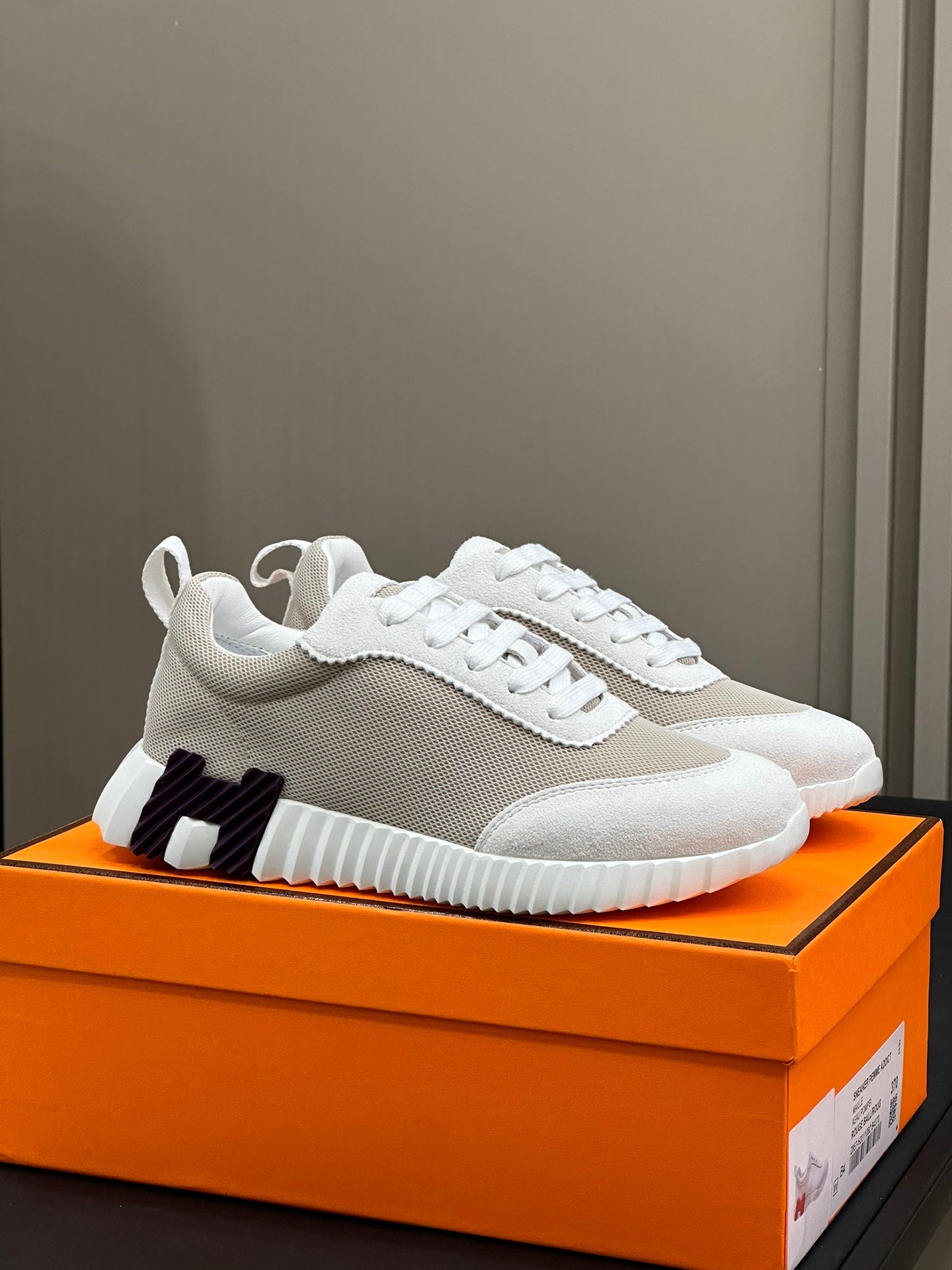 BOUNCING SNEAKERS BRIGHT GRAY CALFSKIN - 35