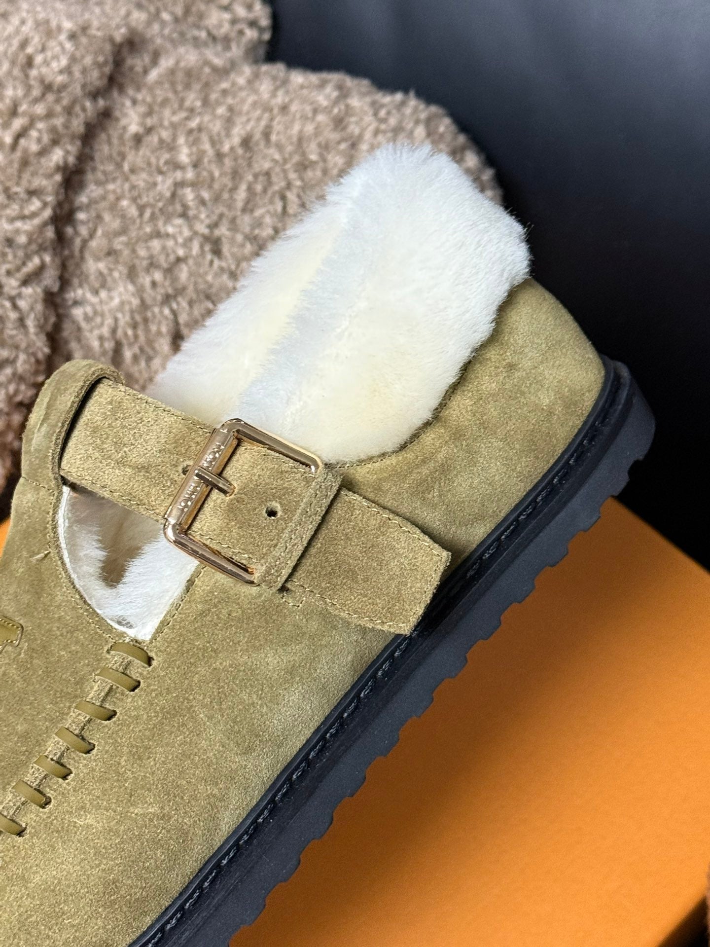 COLORADO COMFORT MARY JANE IN SAND BEIGE SUEDE AND SHEARLING LINING - 35