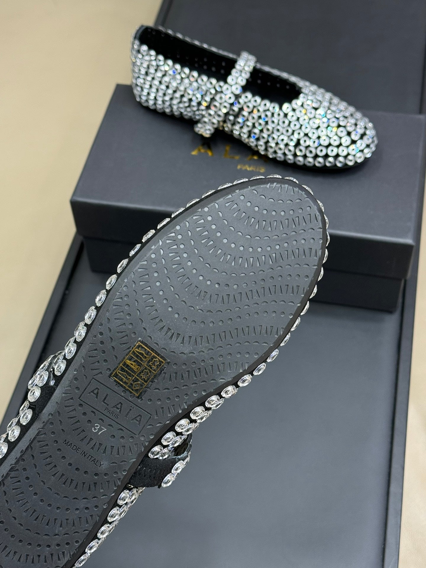 CRYSTAL-EMBELLISHED BALLERINA SHOES WHITE - 35