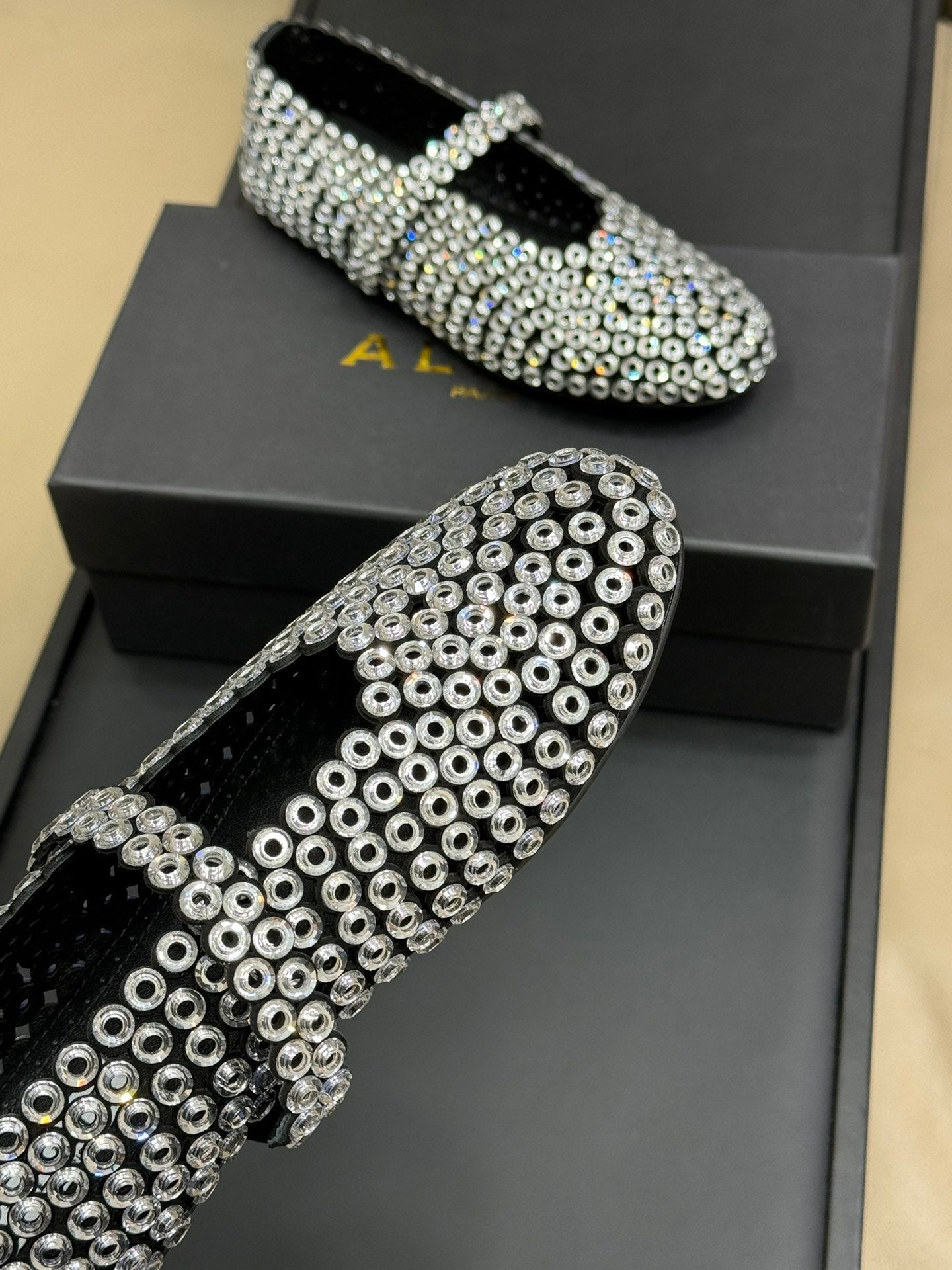 CRYSTAL-EMBELLISHED BALLERINA SHOES WHITE - 35