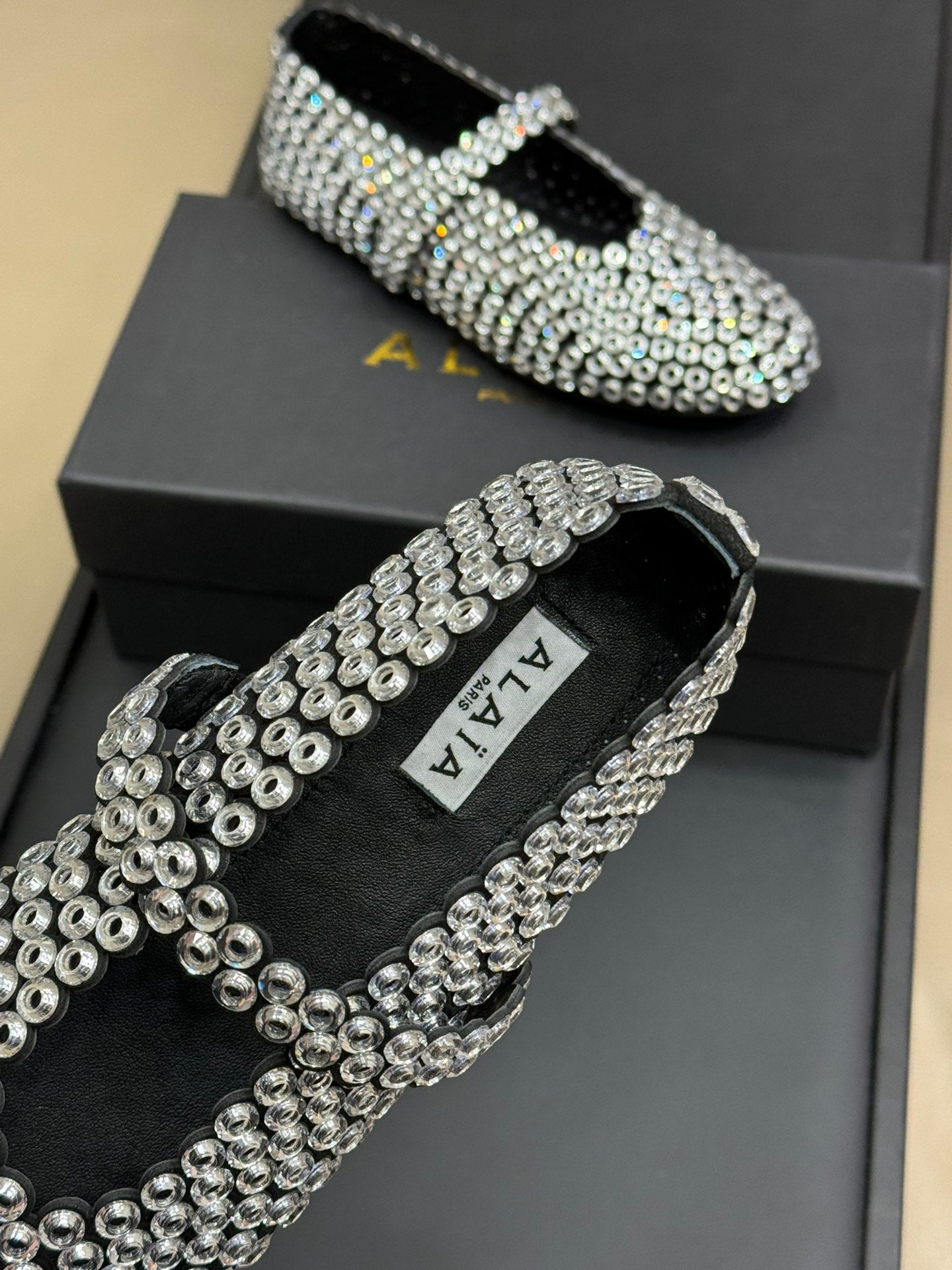 CRYSTAL-EMBELLISHED BALLERINA SHOES WHITE - 35